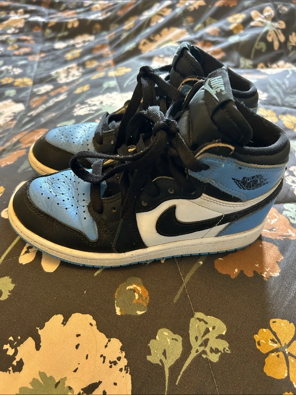 Nike Kids' Air Jordan 1 Mid - Black/White/Blue youth Sz 1